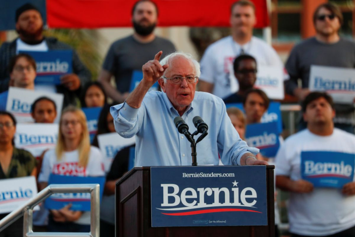 Capres AS Bernie Sanders alami serangan jantung