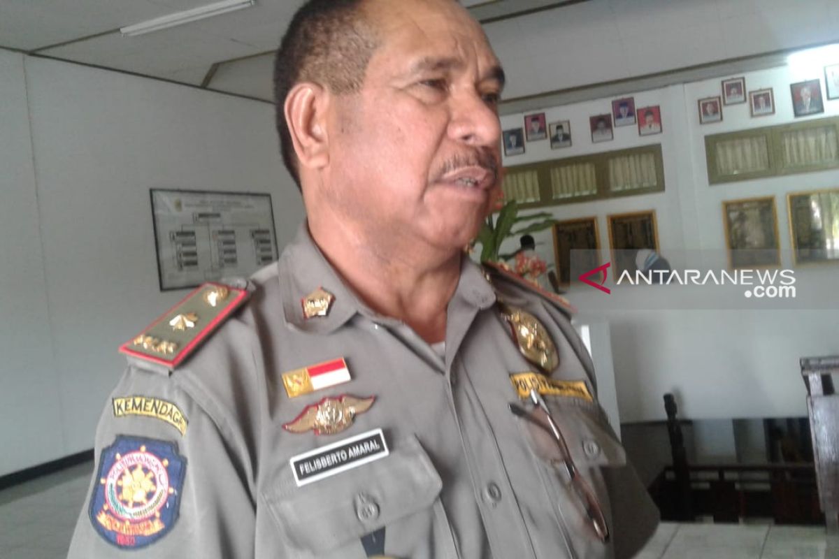 Satpol PP Kota Kupang tertibkan tujuh ASN di pusat perbelanjaan