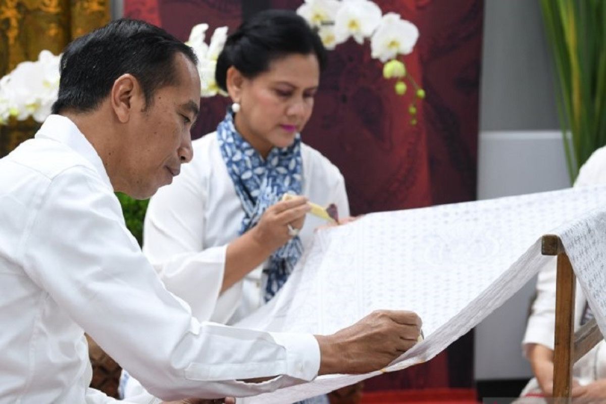 Ibu Negara Iriana Joko Widodo promosi kesehatan dan pelestarian lingkungan di Batam