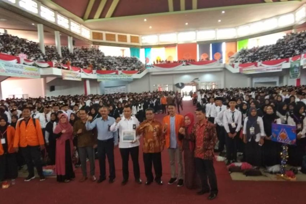 Enam ribuan mahasiswa baru Unja ikuti pengenalan kehidupan kampus