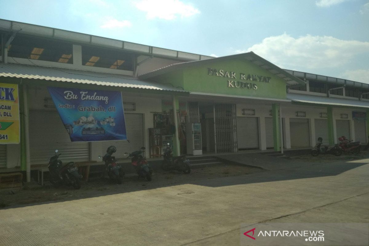 Minat pedagang berjualan di Pasar Rakyat Kudus rendah