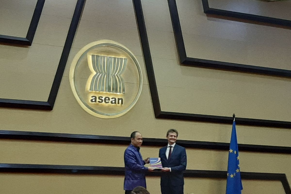 Uni Eropa-ASEAN luncurkan "Blue Book 2019"
