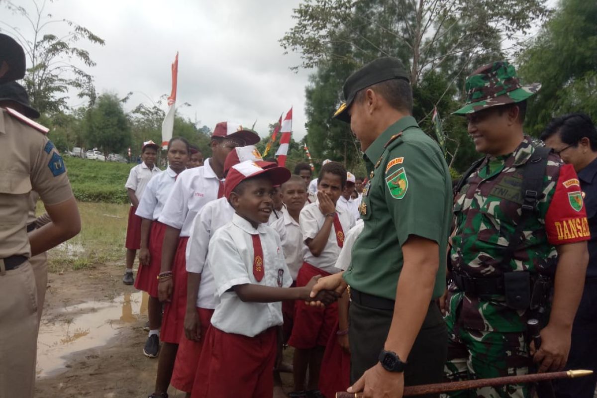 Untuk bangun daerah terpencil, TNI siap dilibatkan