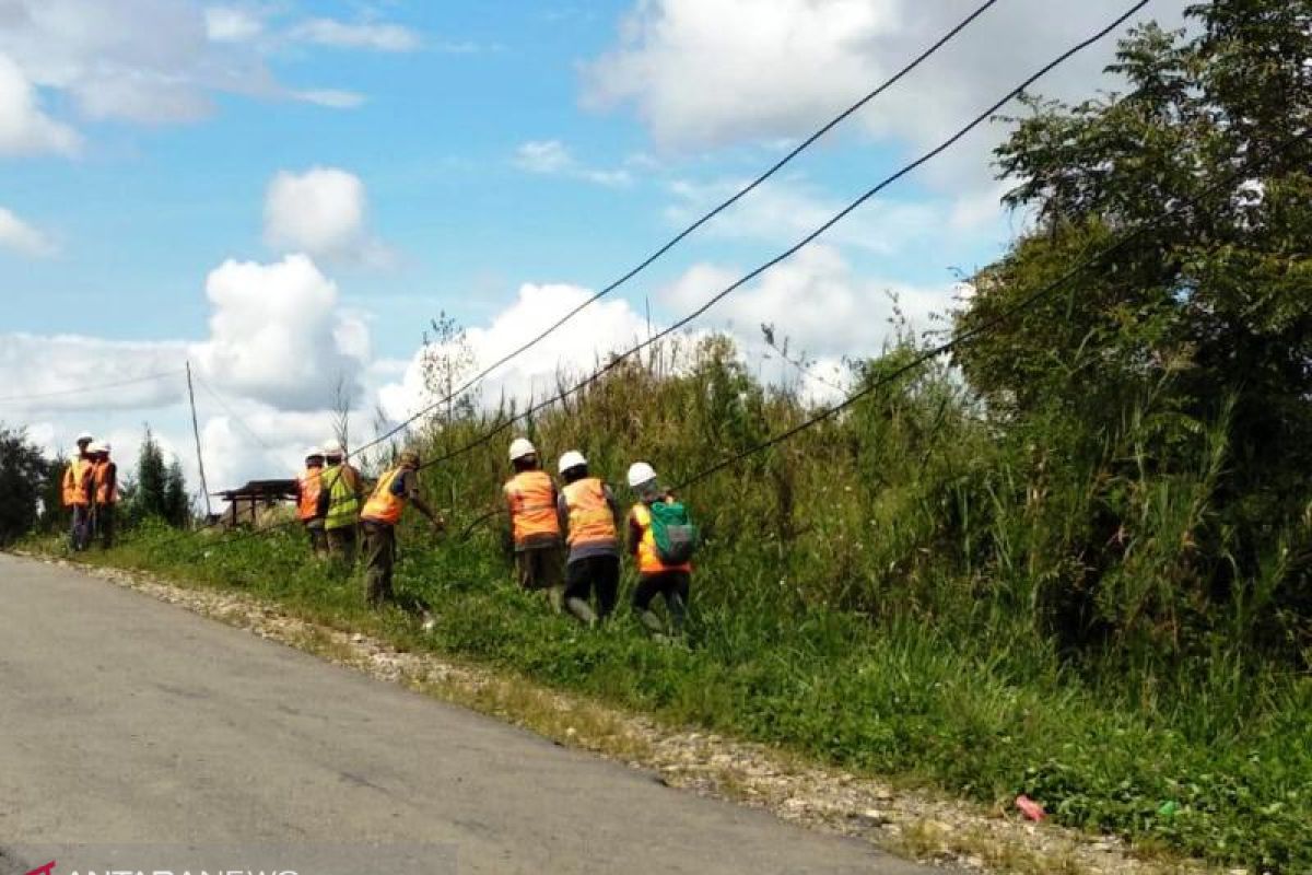 PLN Papua targetkan melistriki 340 desa di 2019