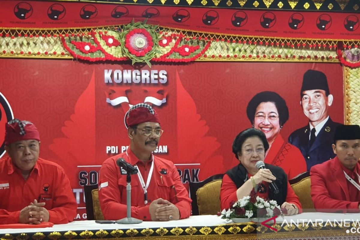 Megawati kembali dikukuhkan sebagai Ketua Umum PDIP