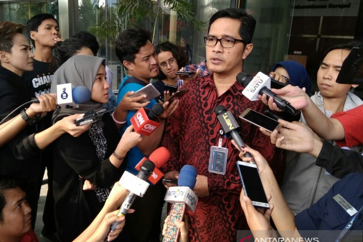 KPK tangkap anggota DPR  dalam perjalanan dari Bali ke Jakarta