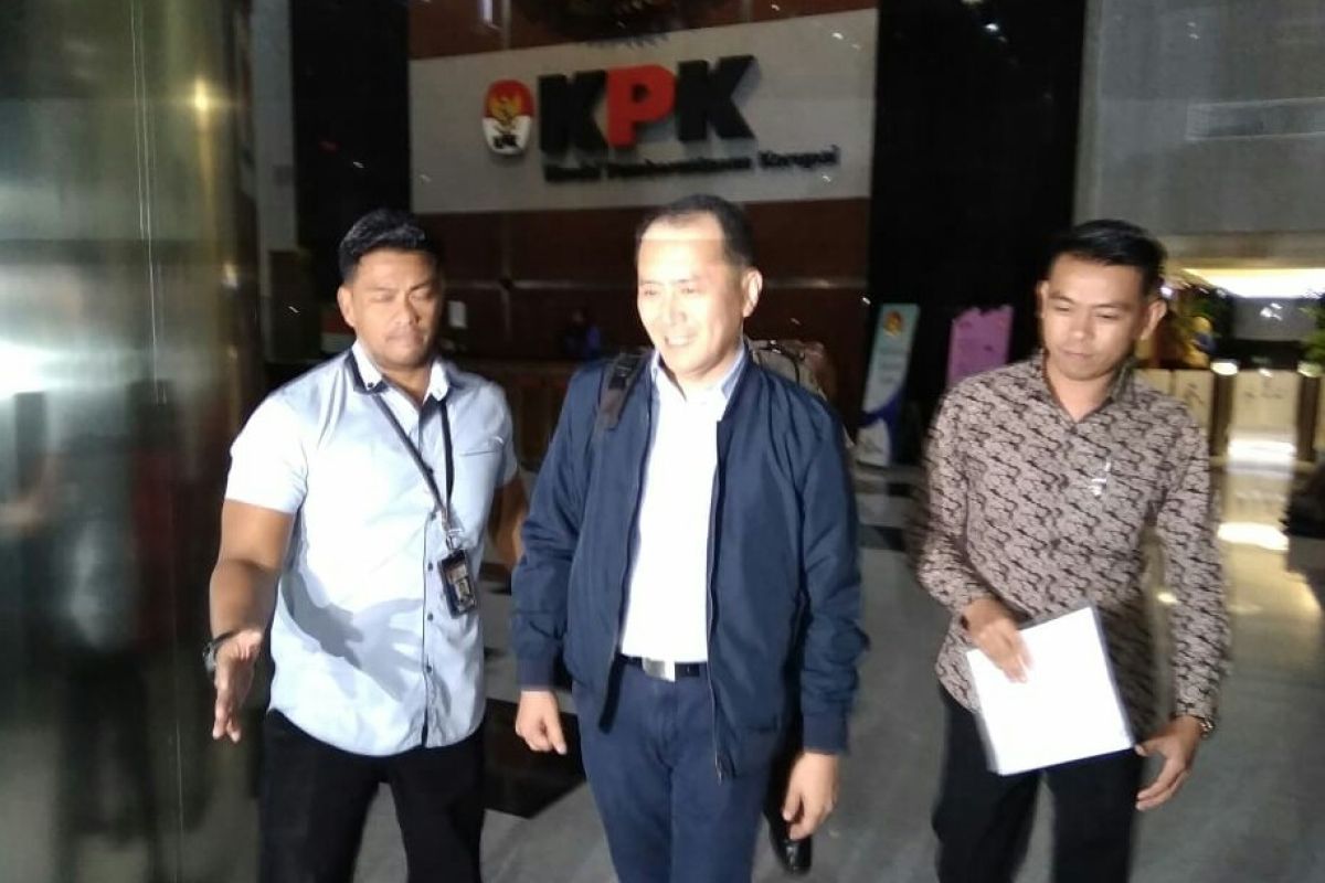 Mantan Presdir Lippo Cikarang membantah beri suap Rp10,5 miliar