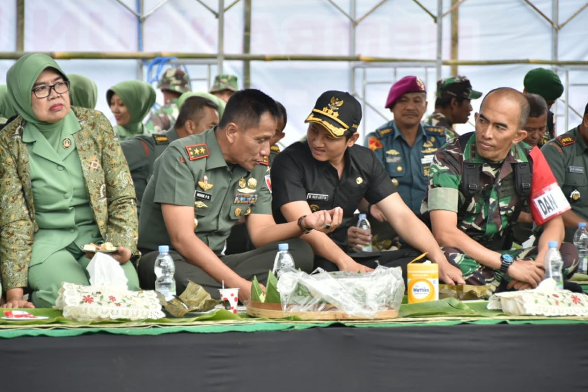 TNI angkat budaya kearifan lokal saat penutupan TMMD