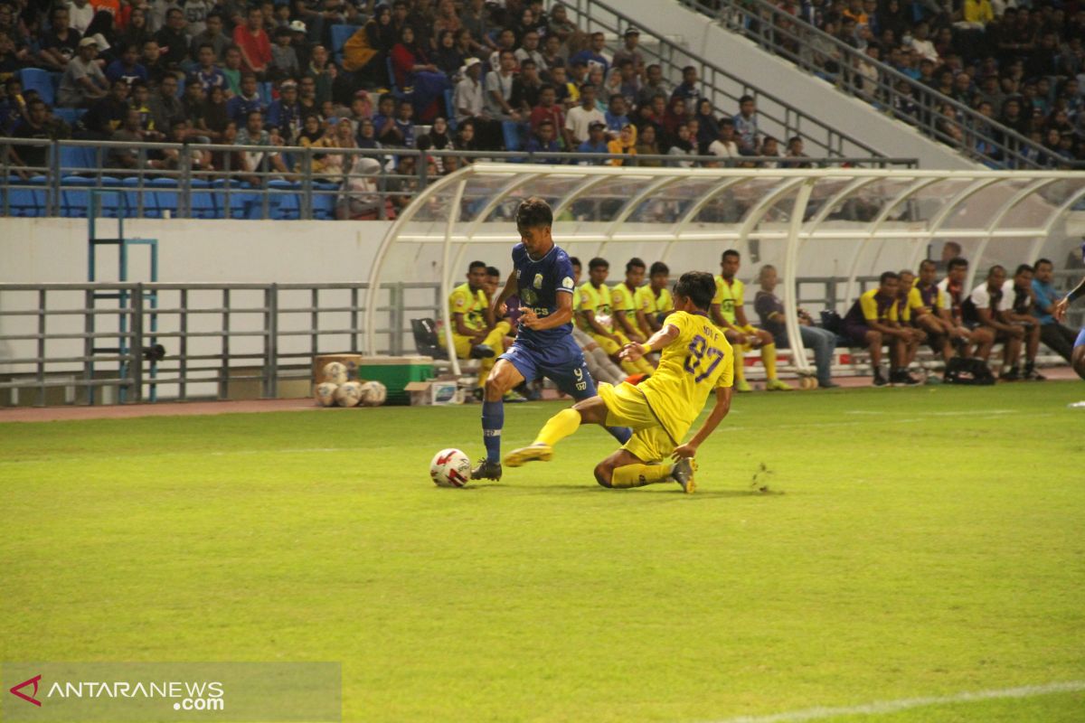 Alami kelelahan, tim Beruang Madu kalah 1-0 di Madura