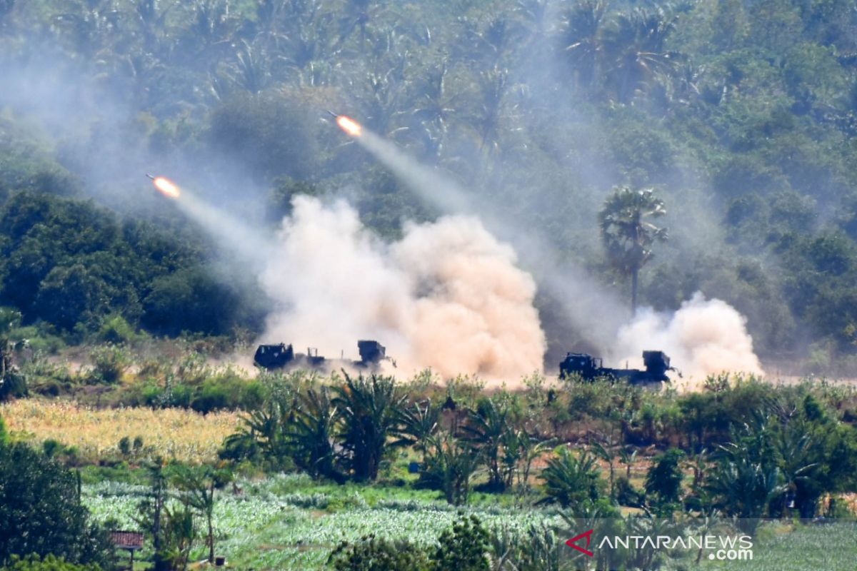 Marinir ikuti Latihan Tembakan Terpadu TNI di Situbondo