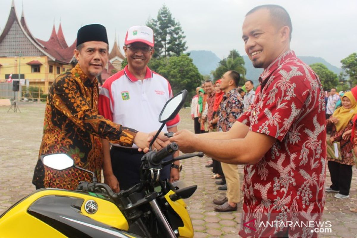 Masyarakat diminta meriahkan peringatan HUT ke-74 RI