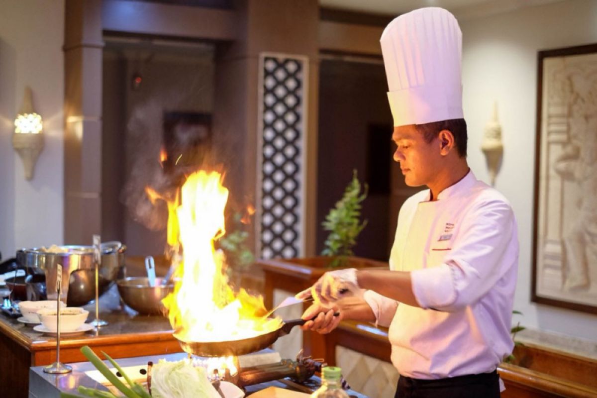 Grand Inna Malioboro menghadirkan buffet dinner "Gebyar Merah Putih"