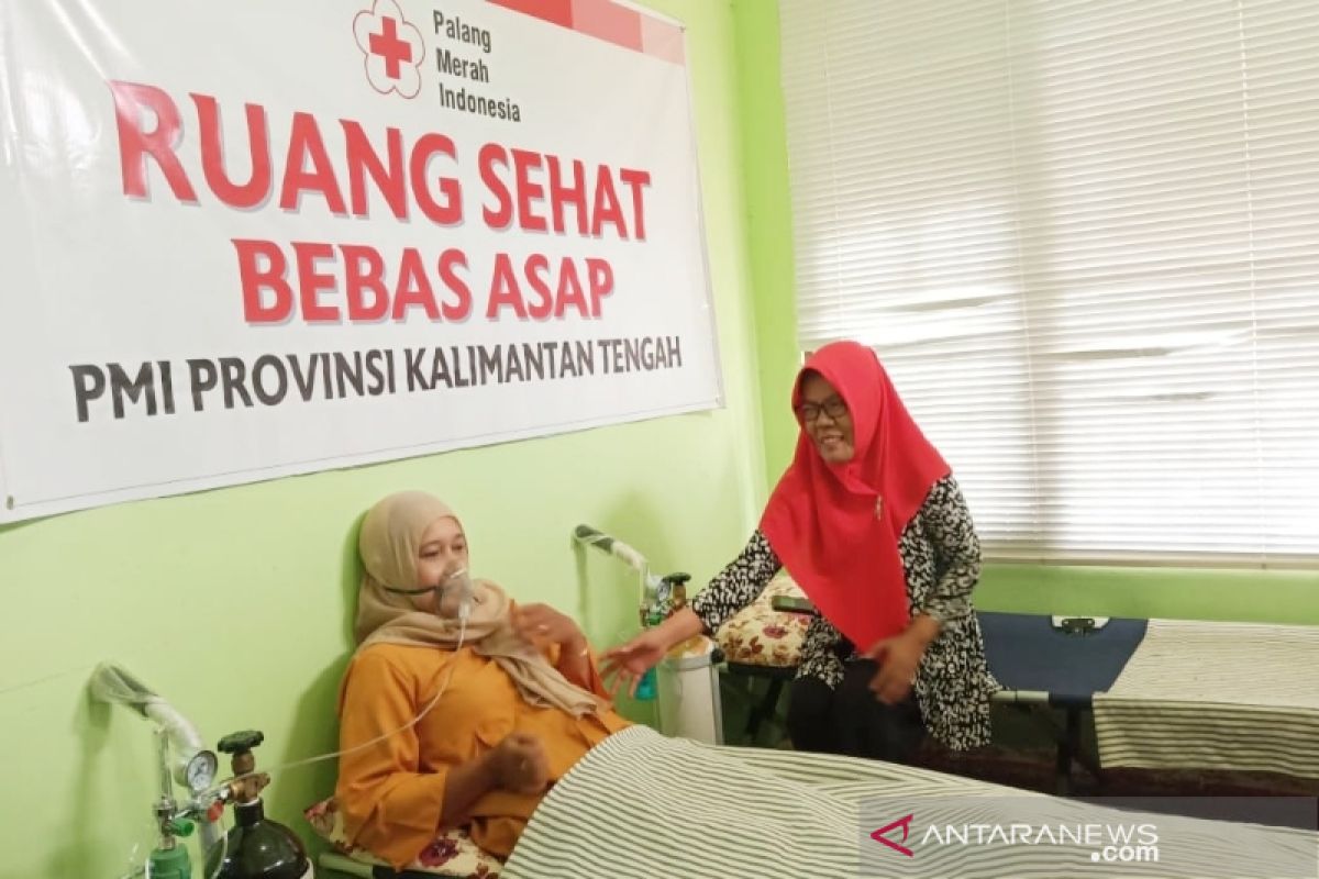 RSBA PMI Kalteng ramai didatangi warga terdampak asap