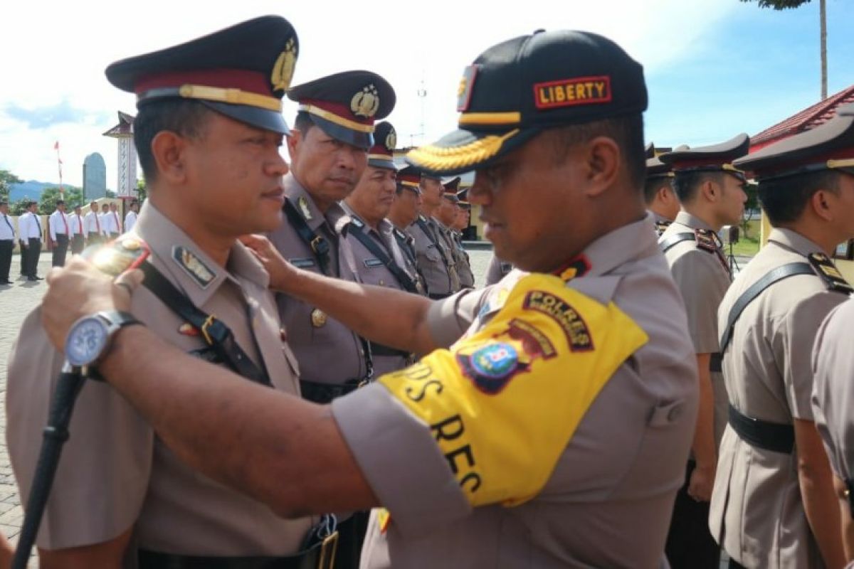 Kapolres Simalungun pimpin serah terima 11 jabatan