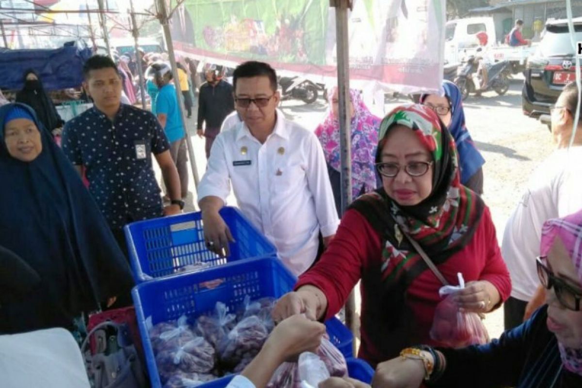 Jelang Idul Adha, pasar murah digelar di Sulawesi Barat