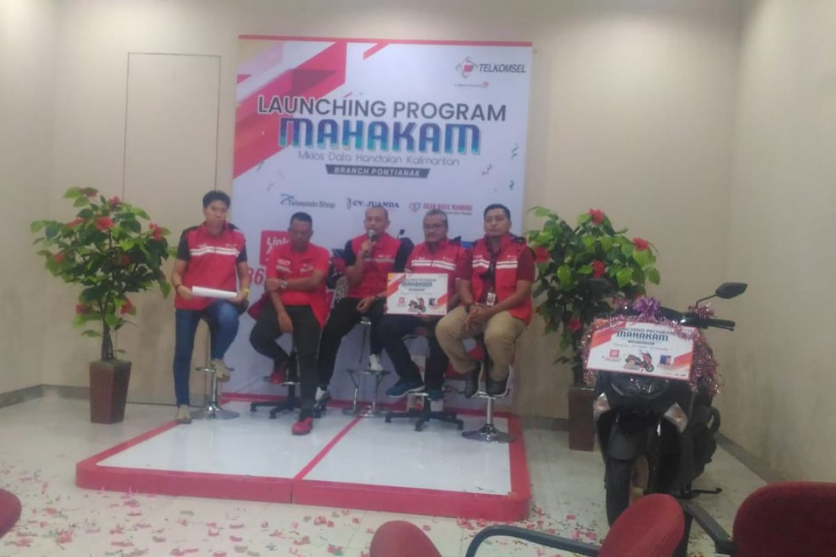 Banjir hadiah, Telkomsel launching program 