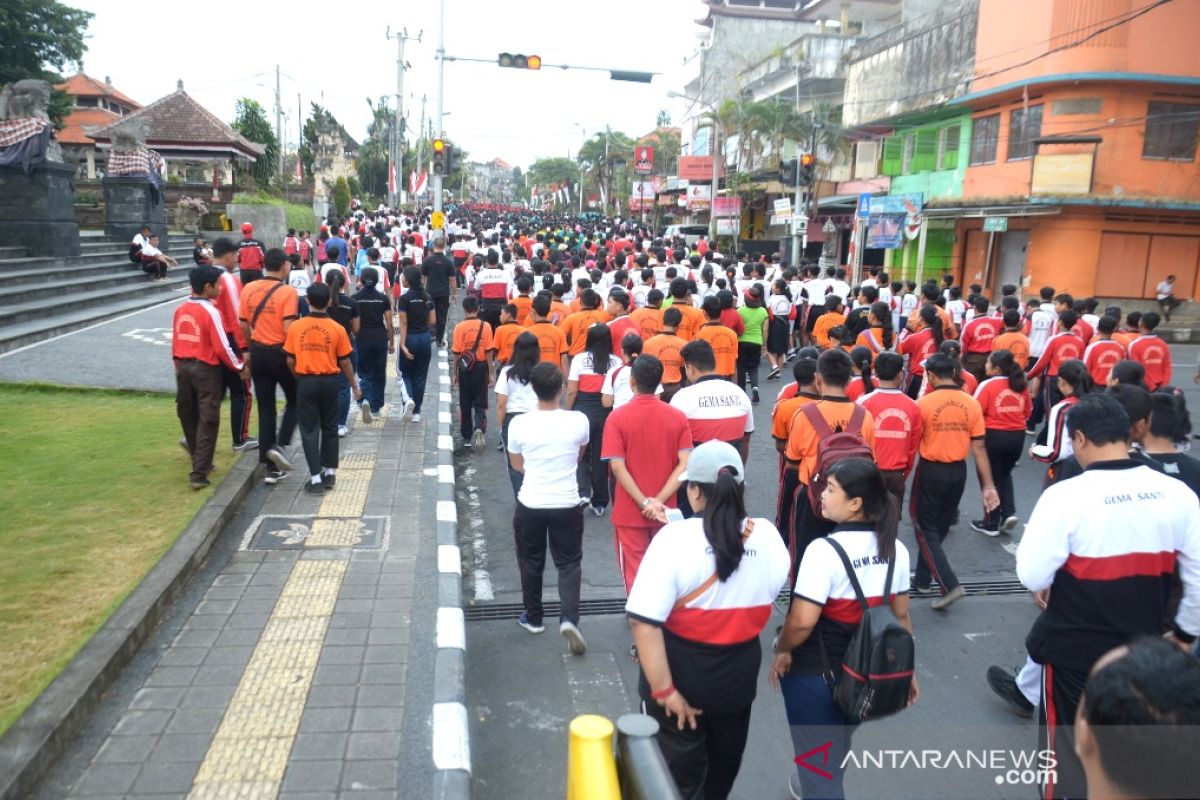 Klungkung gelar jalan sehat sambut hari kemerdekaan RI