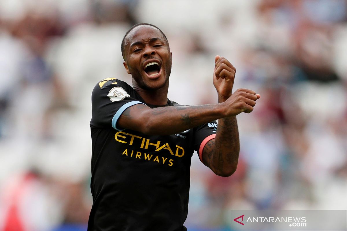 Mengawali Liga Inggris, Sterling sumbang trigol usai lumat West Ham