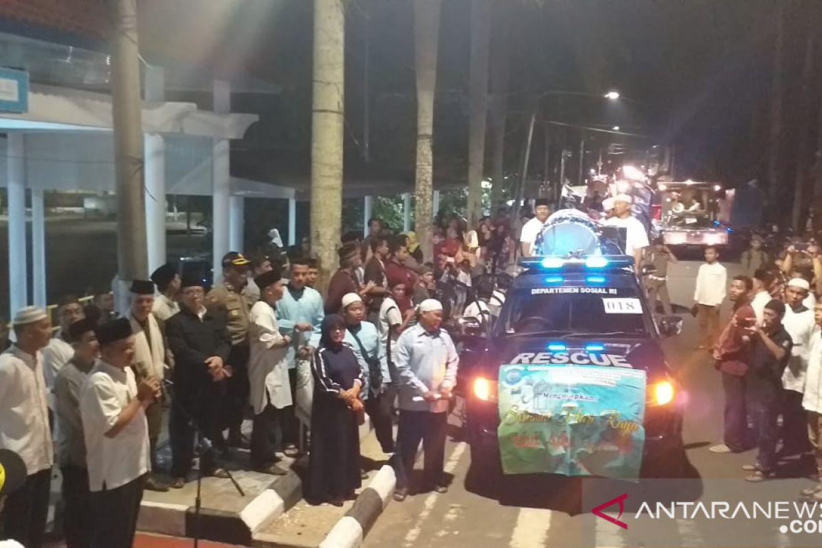 Ribuan warga Pangkalpinang meriahkan takbir keliling