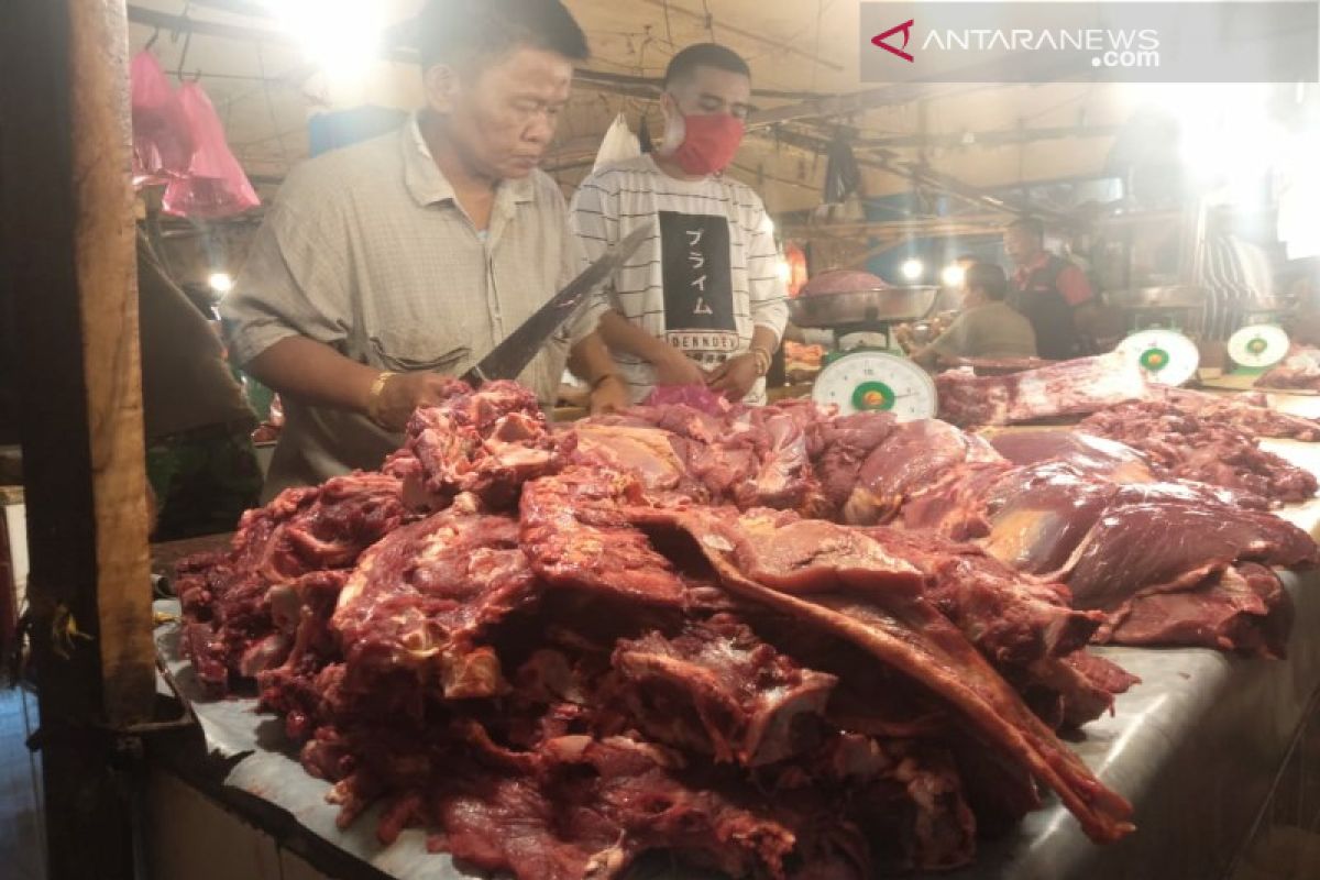 Jelang lebaran, harga daging sapi capai Rp125 ribu per kilogram