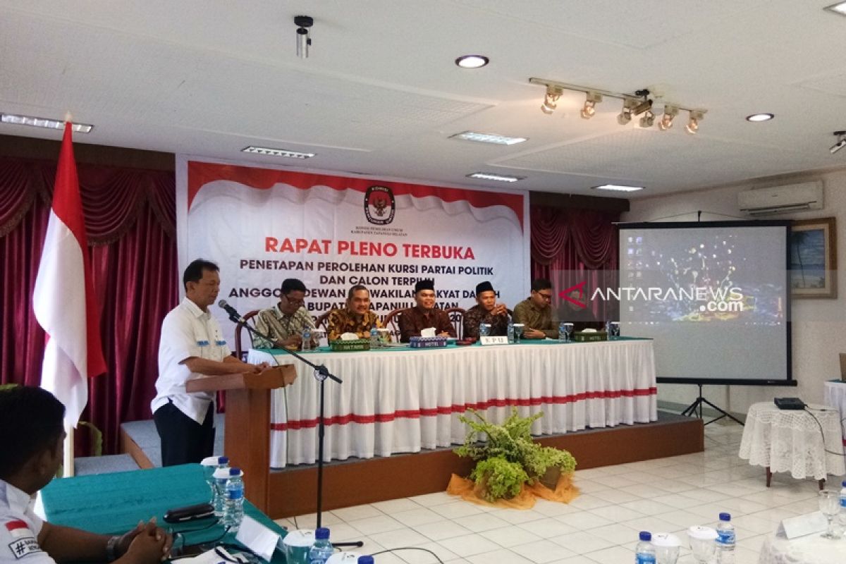 KPU Tapanuli Selatan tetapkan 35 kursi parpol pemenang Pemilu 2019