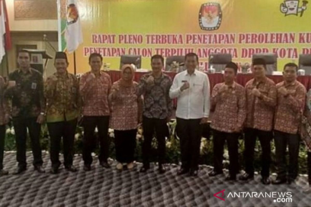 KPU tetapkan 45 calon DPRD Pekanbaru