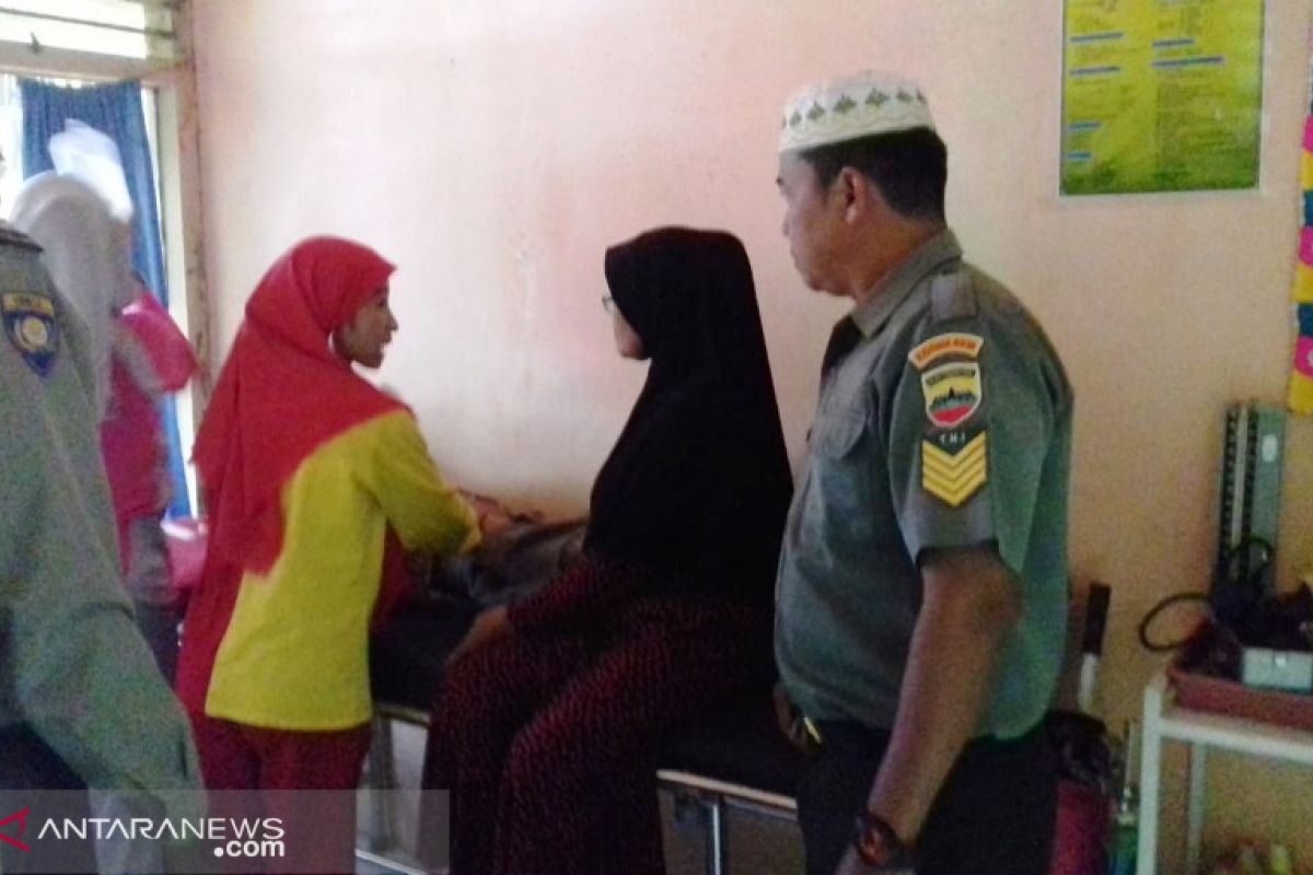 Keracunan makanan di Sumbar akibatkan satu warga meninggal, puluhan dirawat