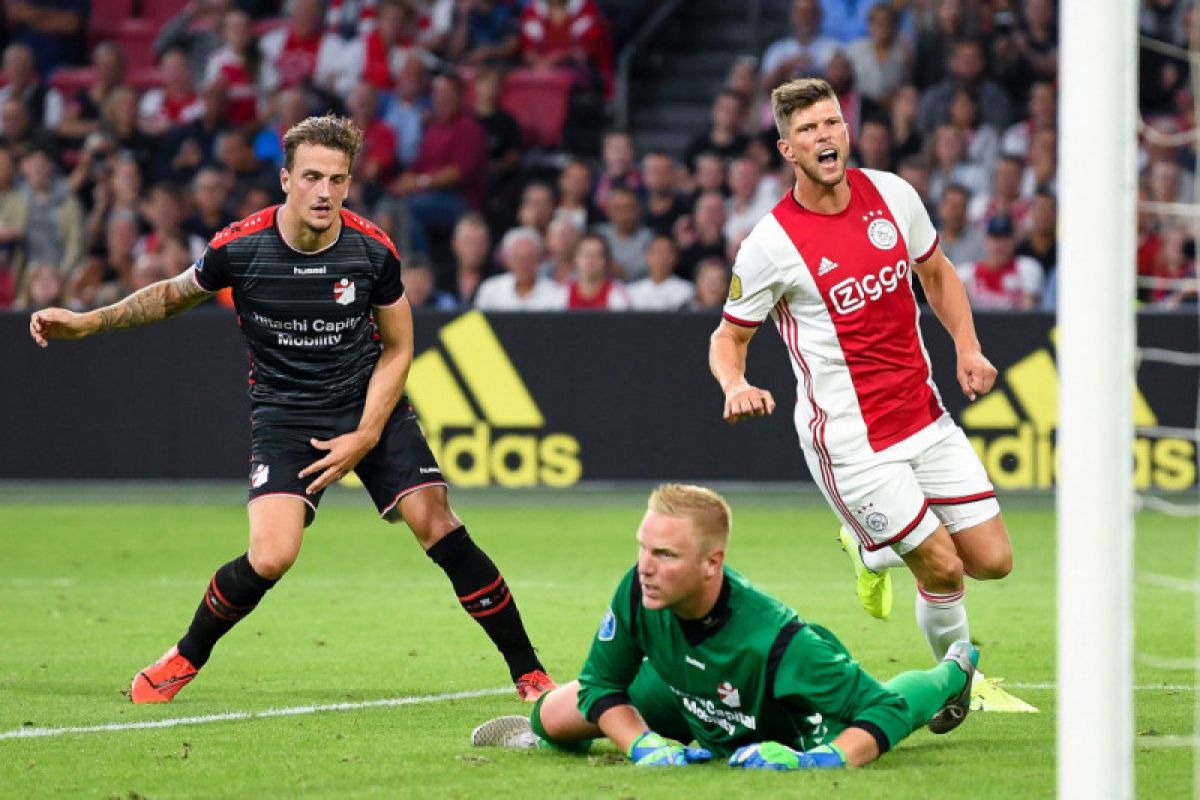 Ajax gasak Emmen dengan skor telak 5-0, Liga Belanda
