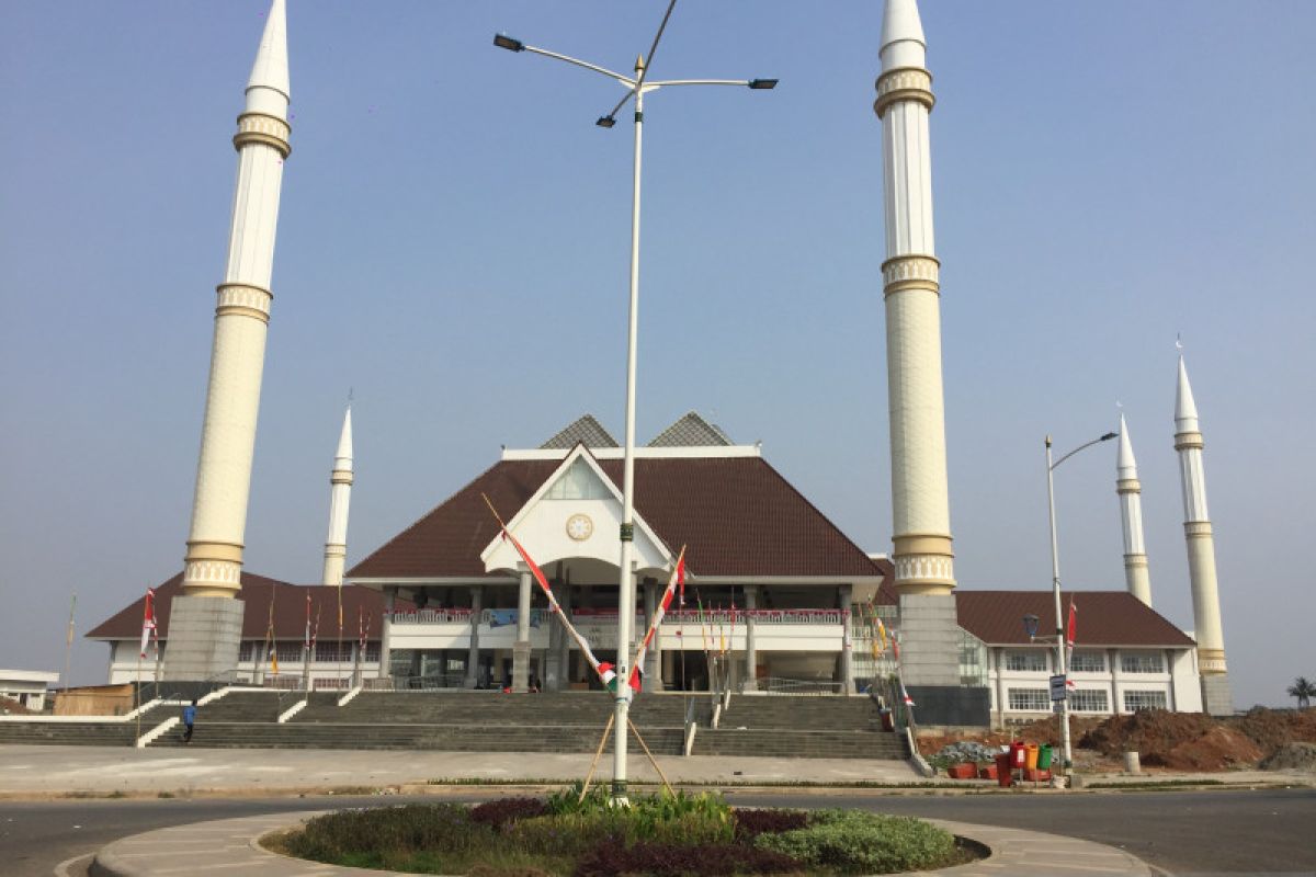Masjid Raya Cengkareng bagikan 1.000 kupon pengambilan daging kurban