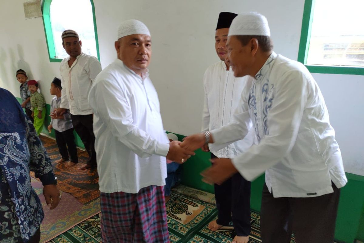 Bupati Langkat sholat Idul Adha di Raja Tengah Kuala