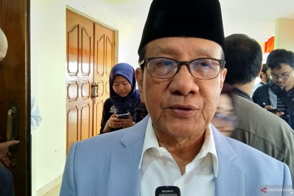Akbar Tanjung: jatah menteri hak prerogatif presiden