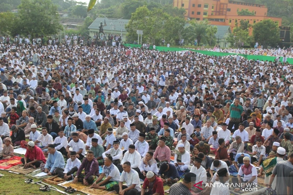 Ratusan umat muslim Waena ikuti shalat Idul Adha di Denzipur