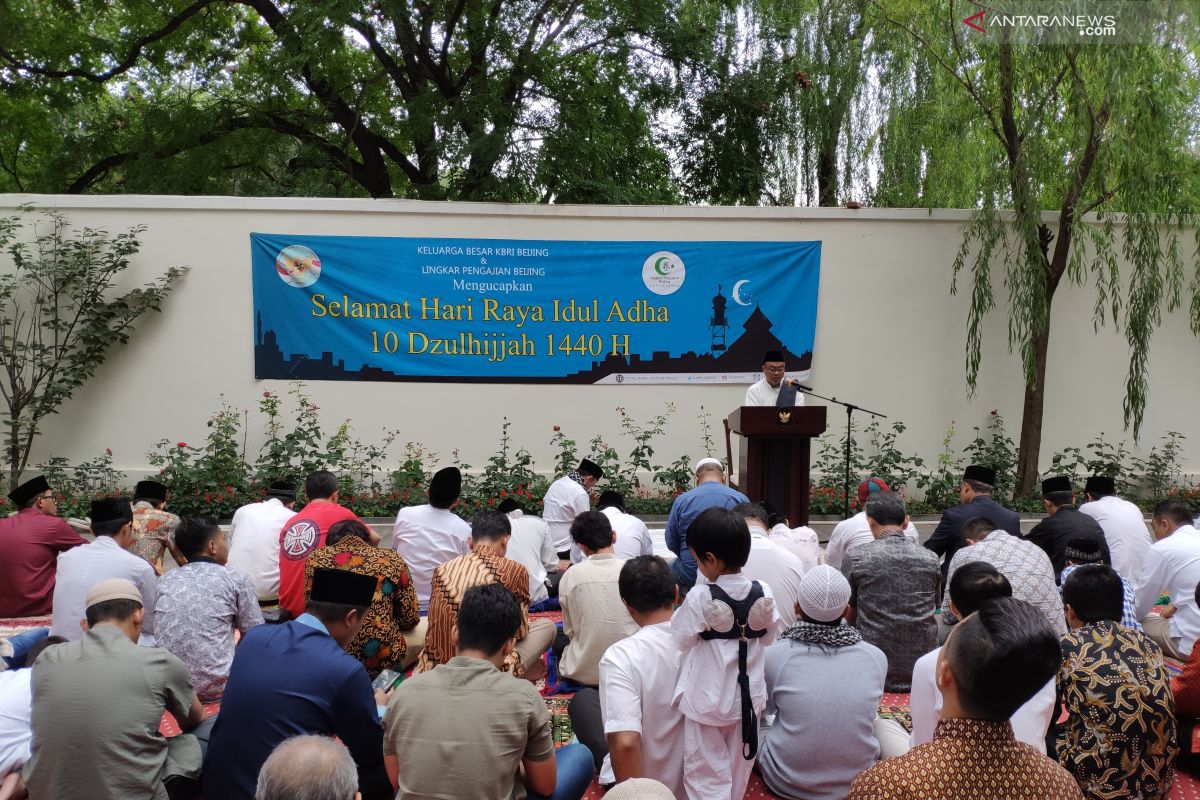 Untuk pertama kali KBRI Beijing gelar shalat Idul Adha