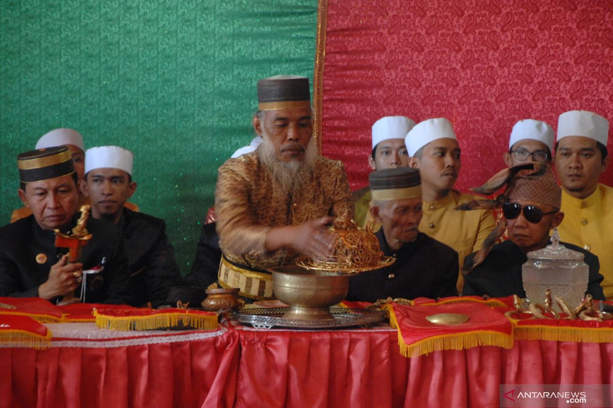 Keluarga Kerajaan Gowa gelar tradisi pencucian benda pusaka