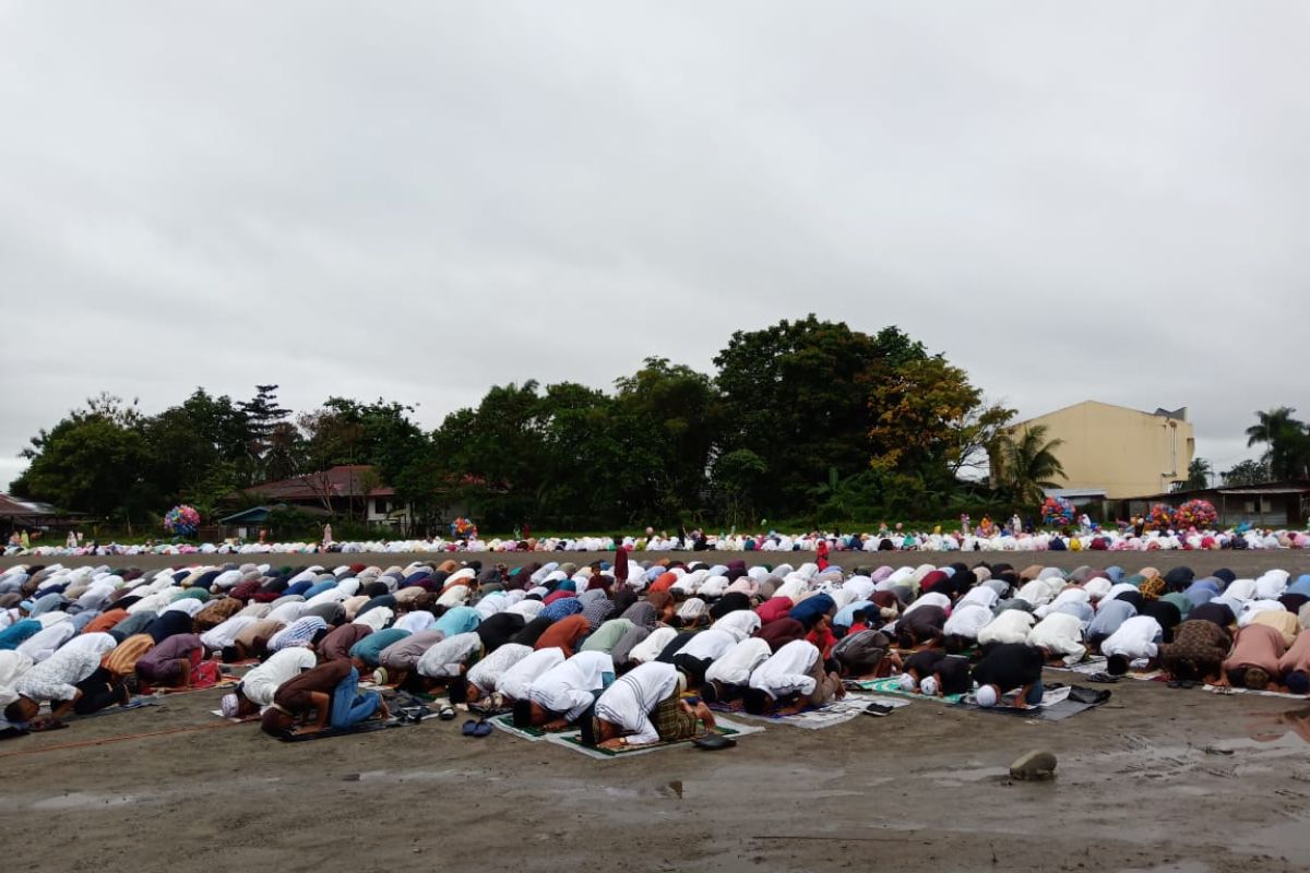 Shalat Idul Adha di Mimika berlangsung  di 65 lokasi