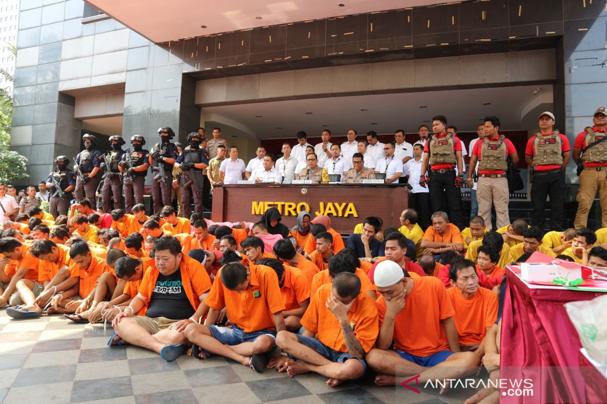 Polda Metro Jaya tangkap 243 pelaku kejahatan dalam satu bulan