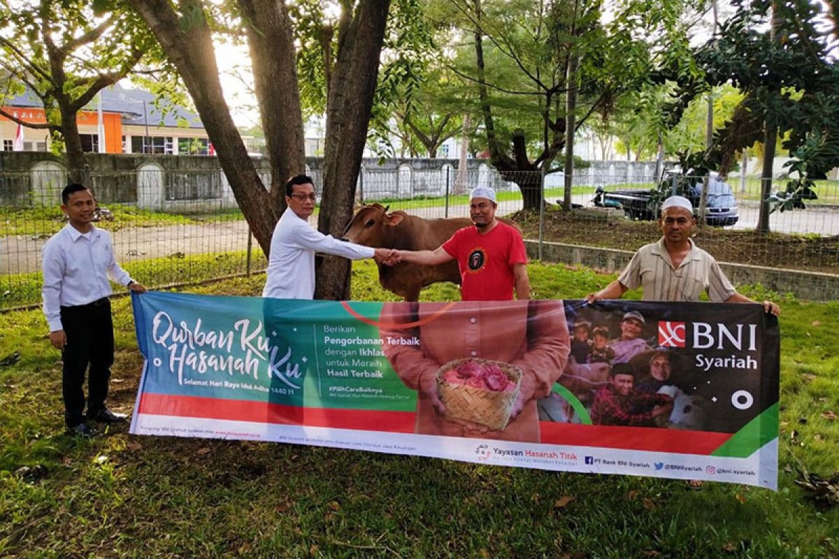 BNI Syariah Cabang Banda Aceh qurban enam ekor ternak