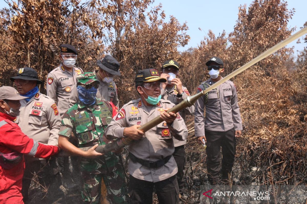 Kapolda Jambi tinjau lokasi kebakaran lahan di Muarojambi