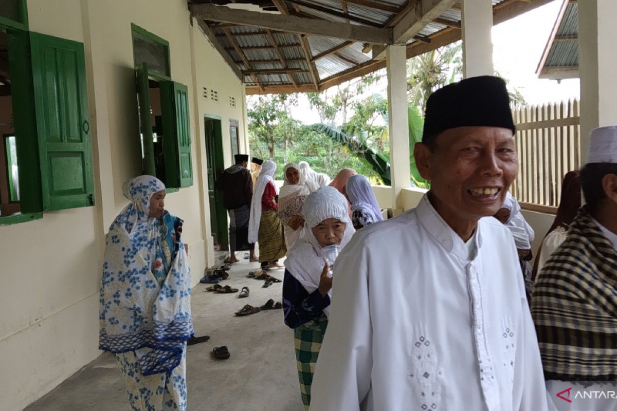 Jamaah Syatariah Tanah Datar laksanakan shalat Idul Adha hari ini