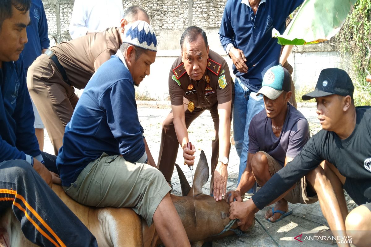 Kajati ingin gelorakan semangat berbagi di momen bekurban