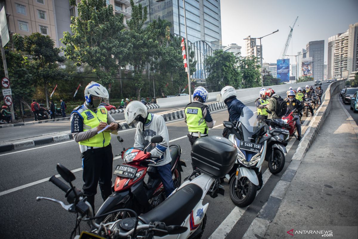 Tak ada tilang bagi pemegang SIM habis masa berlaku 17 Maret-29 Mei