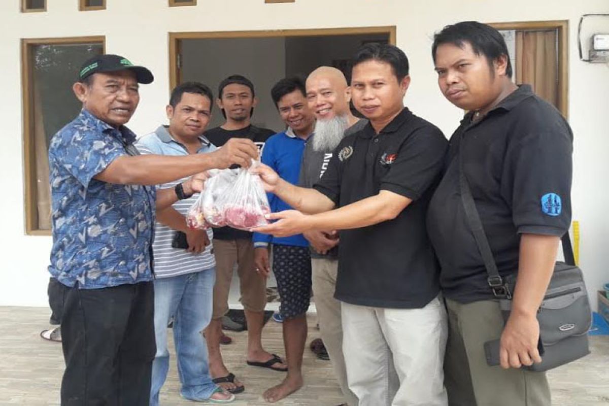 PWI Barito Utara sembelih hewan kurban di hari ke-2