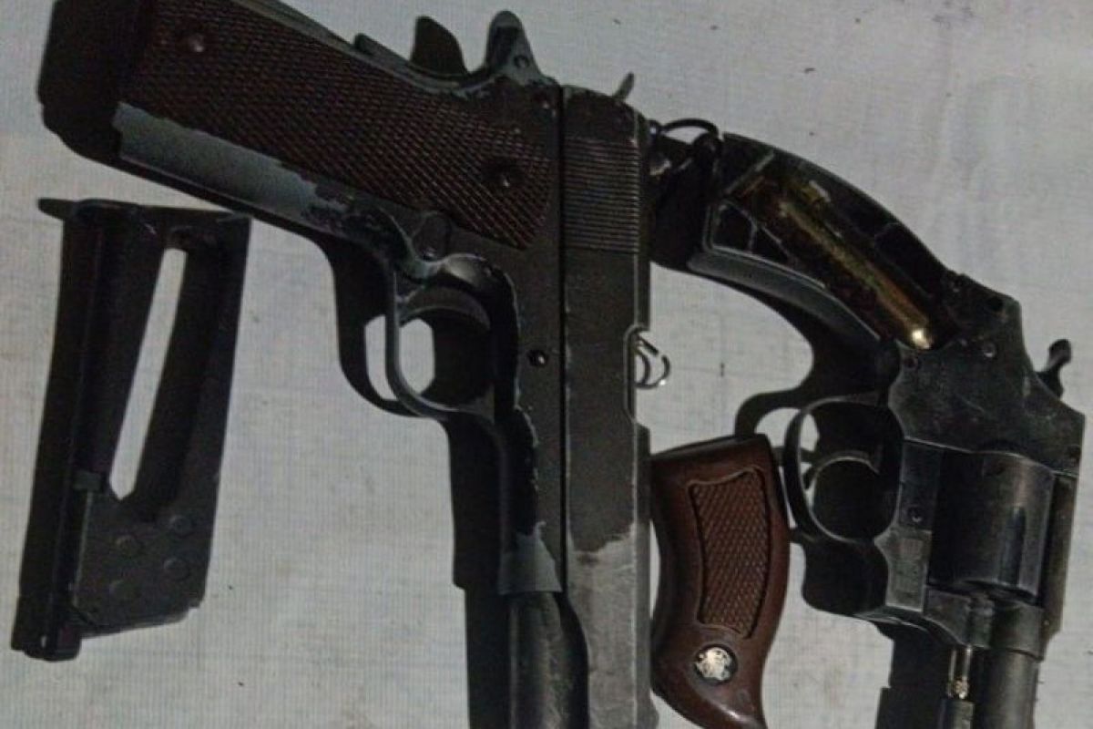 Polisi Ogan Komering Ulu Timur amankan 22 pucuk senjata api ilegal
