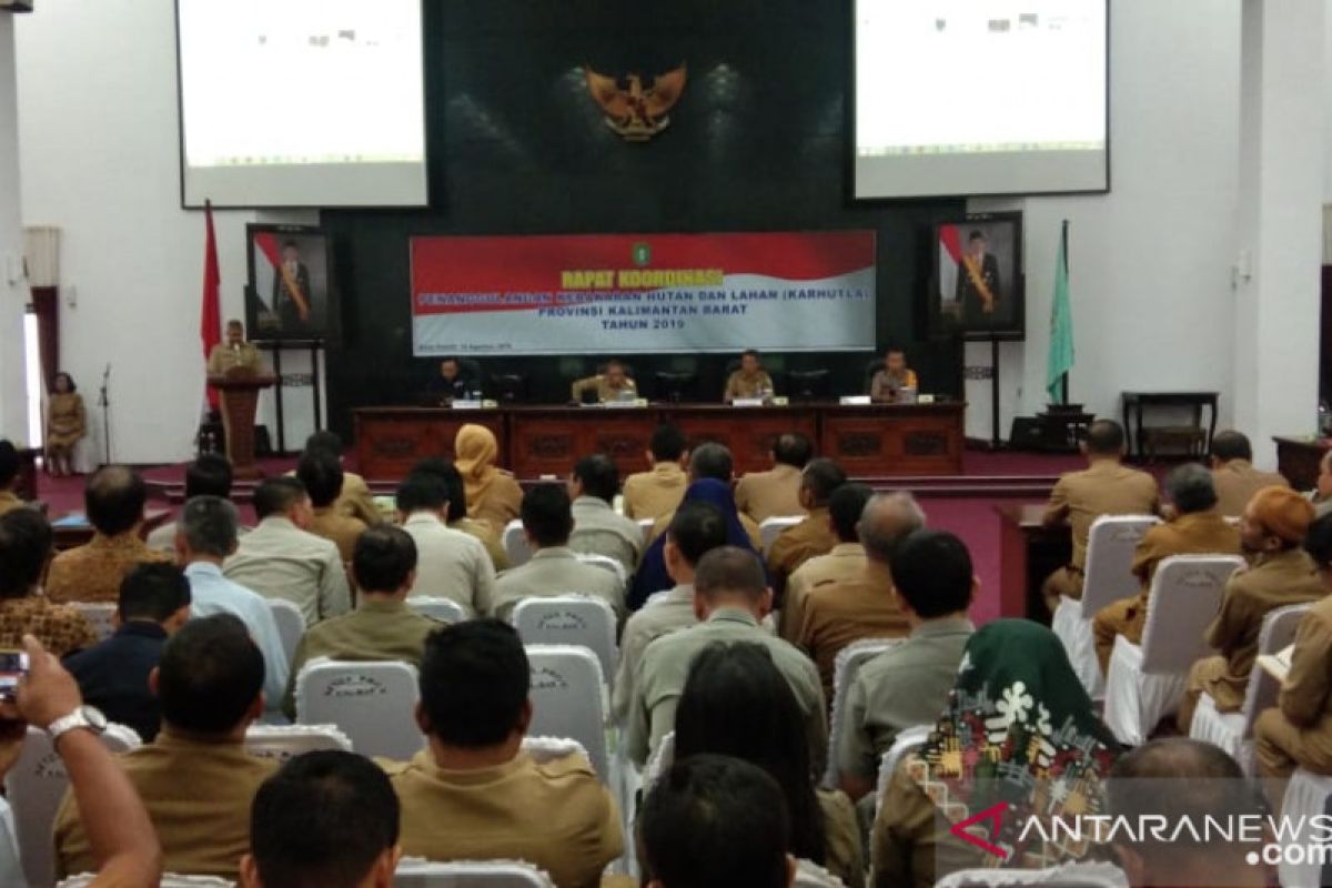 Gubernur Kalbar minta klarifikasi 94 perusahaan