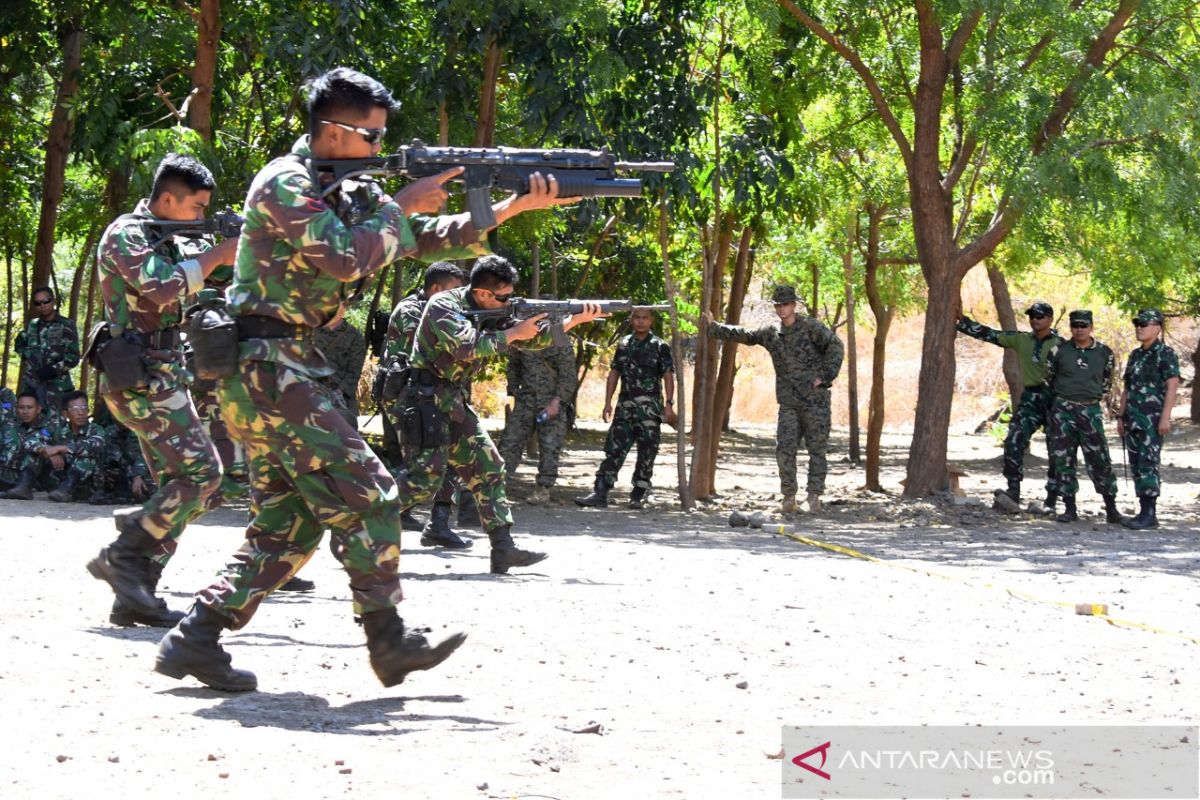 Komandan Brigif 2 Marinir tinjau Latma Platex di Situbondo