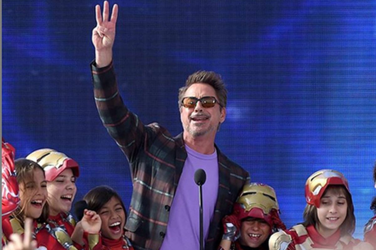 Robert Downey JR. tolak kampanye Oscar dari penggemarnya