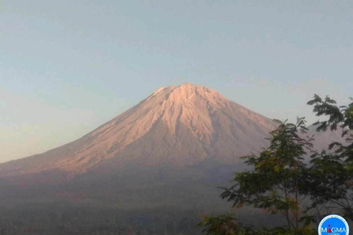 PVMBG: Gunung Semeru Jatim tunjukkan aktivitas kegempaan