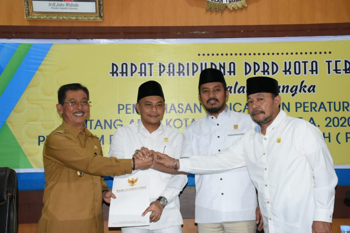 Wali Kota Tebing Tinggi sampaikan nota jawaban atas APBD 2020