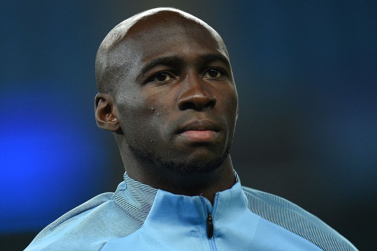 Valencia rekrut Mangala dari Manchester City