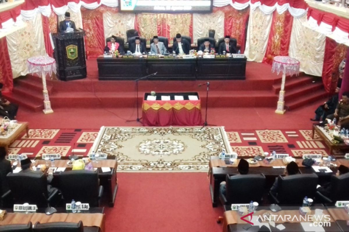 Lima tahun, DPRD Kabupaten Solok selesaikan 45 perda